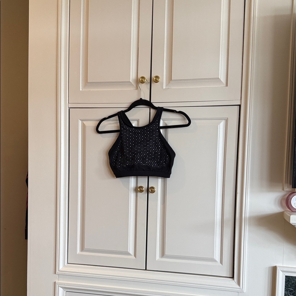 Lululemon Black Crop Top